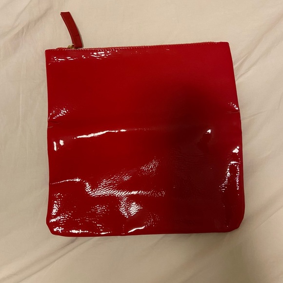 Red clutch - Picture 3 of 3